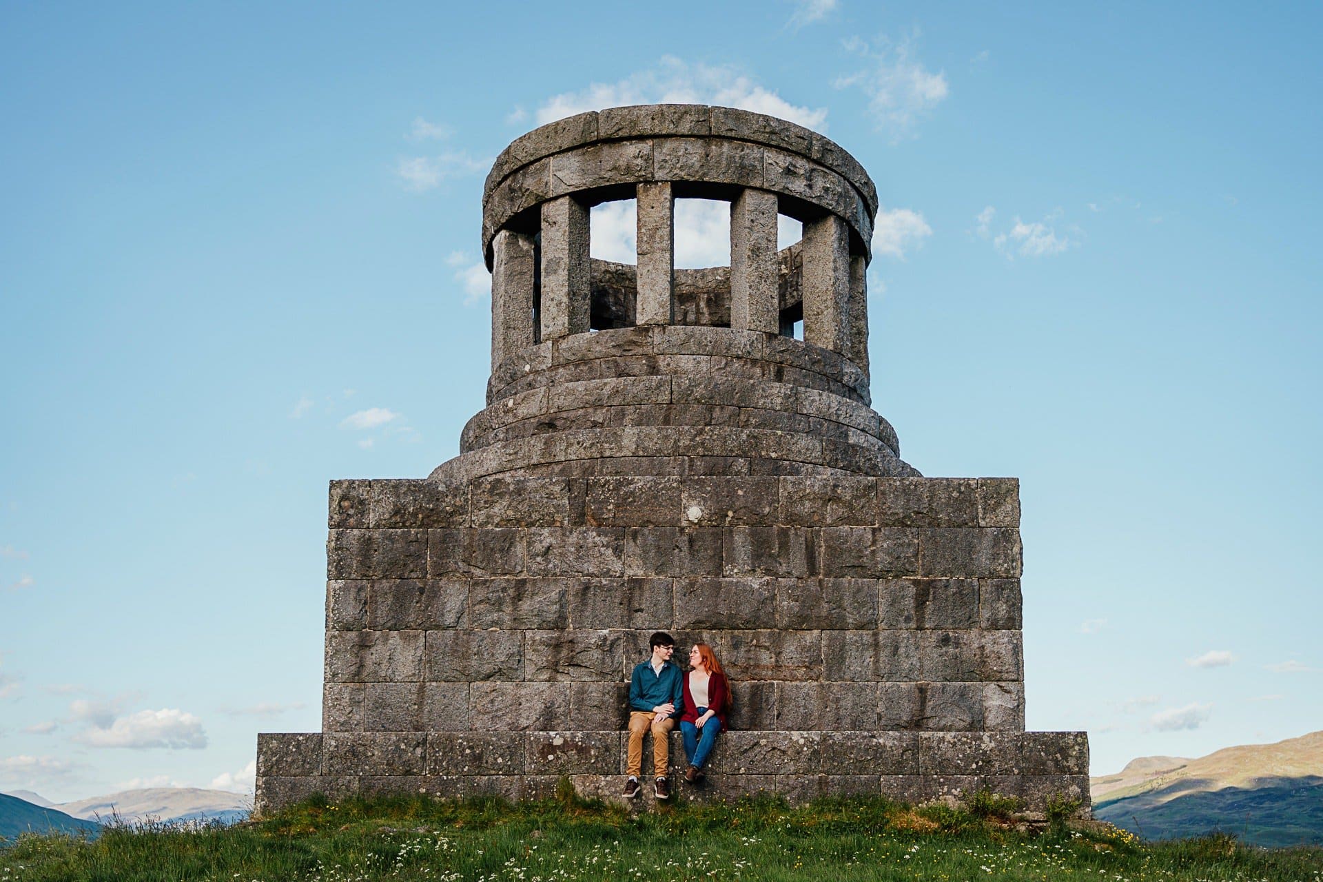 couples photos glasgow monument up hill epic engagement shoot scotland